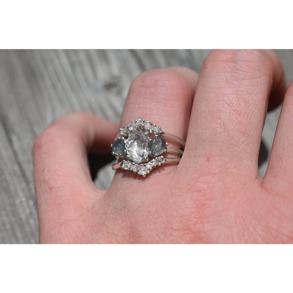 Sapphire engagement ring set, alternative diamond ring 3 4 5 6 7 8 9 10 … - Picture 3 of 4